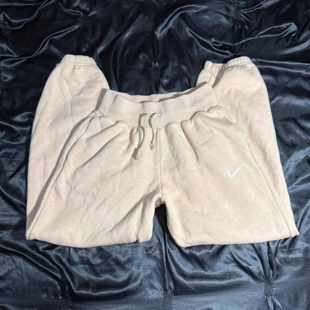 Nike cream tan sweatpants